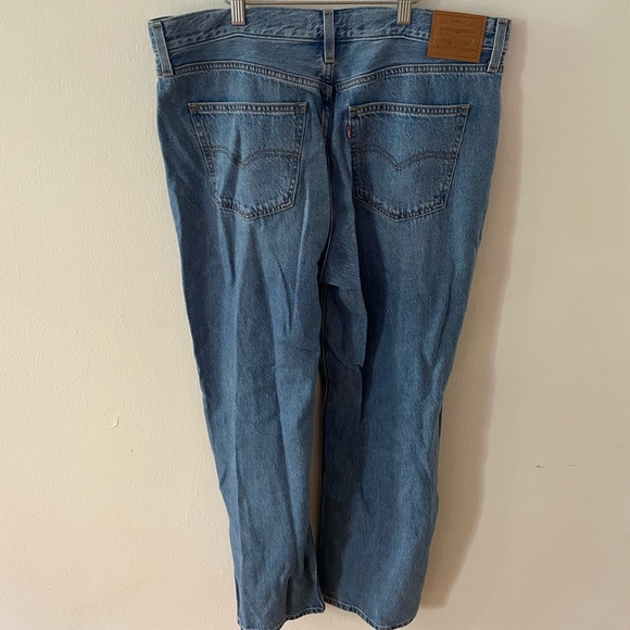 Levi’s Loose Straight Jeans Size 32 - Picture 2 of 4